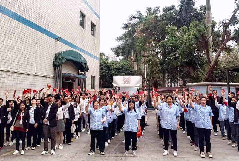 龍行龘龘，前程朤朤丨雅香麗化妝用品（深圳）有限公司龍運當頭，開工大吉！